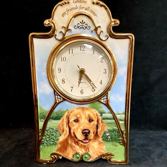 Limited edition golden retriever clock